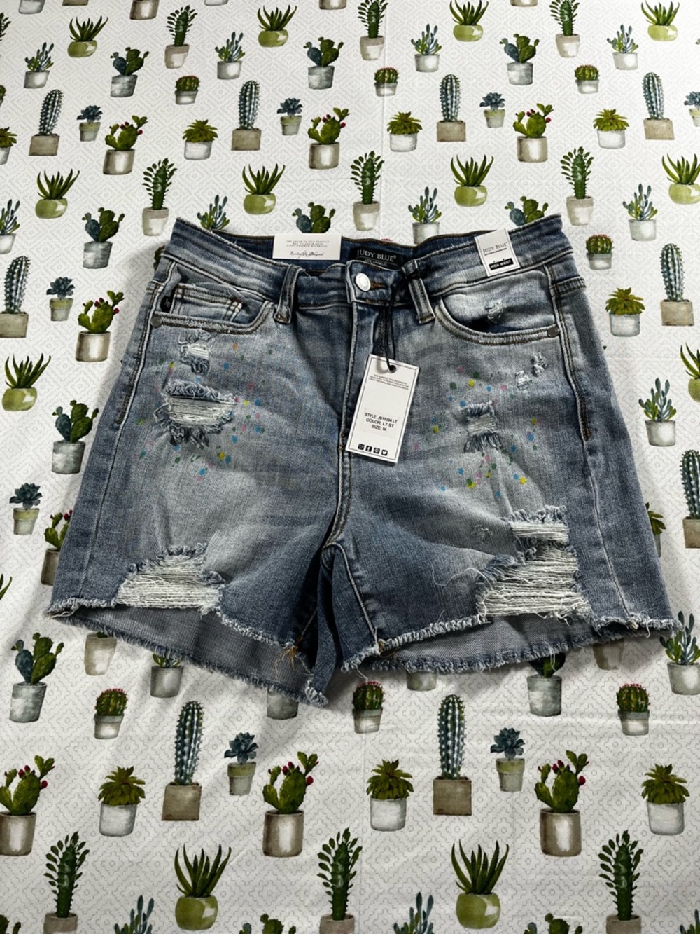 Judy Blue Light Wash Distressed Denim Shorts with Paint SplatterJB15204 LT